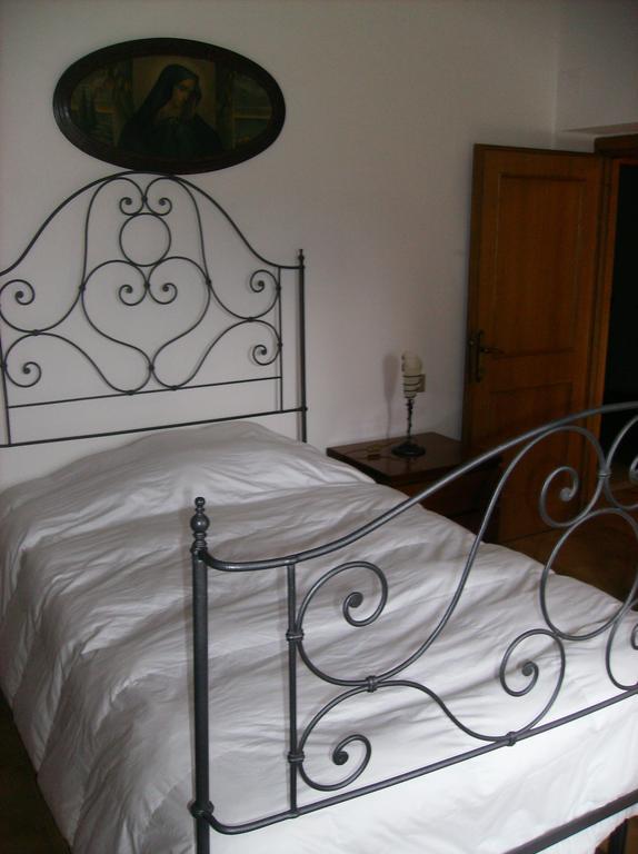 Il Vecchio Cipresso Apartment San Gimignano Bagian luar foto