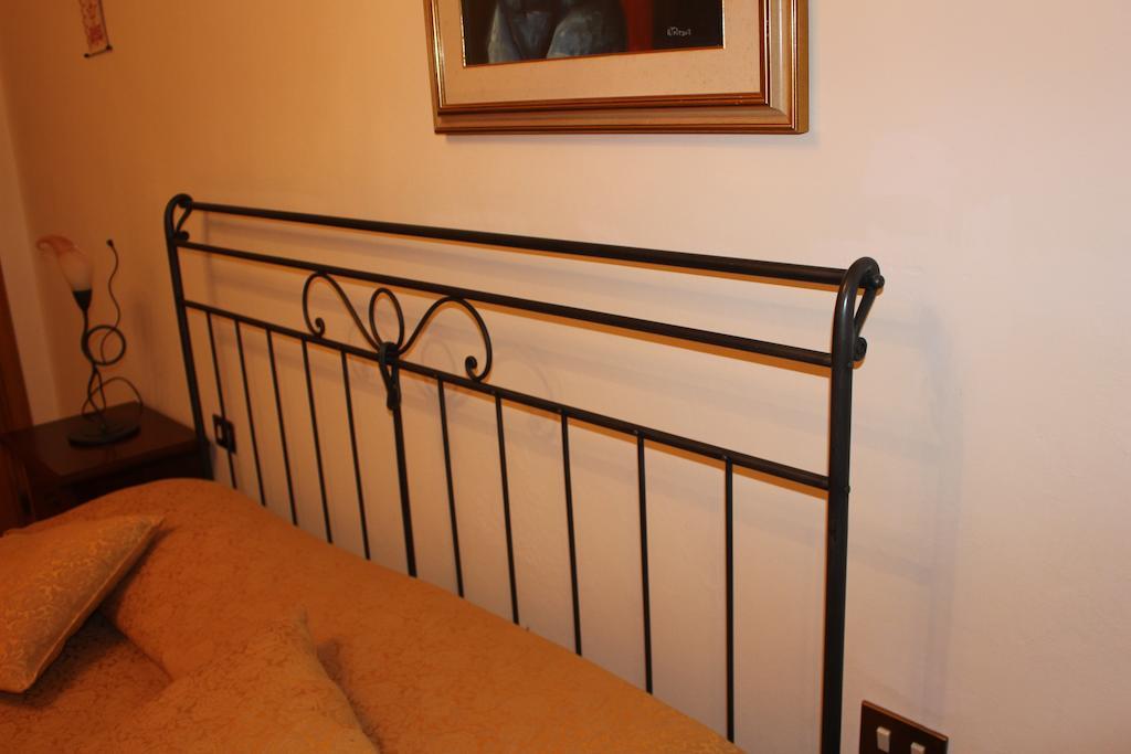 Il Vecchio Cipresso Apartment San Gimignano Ruang foto