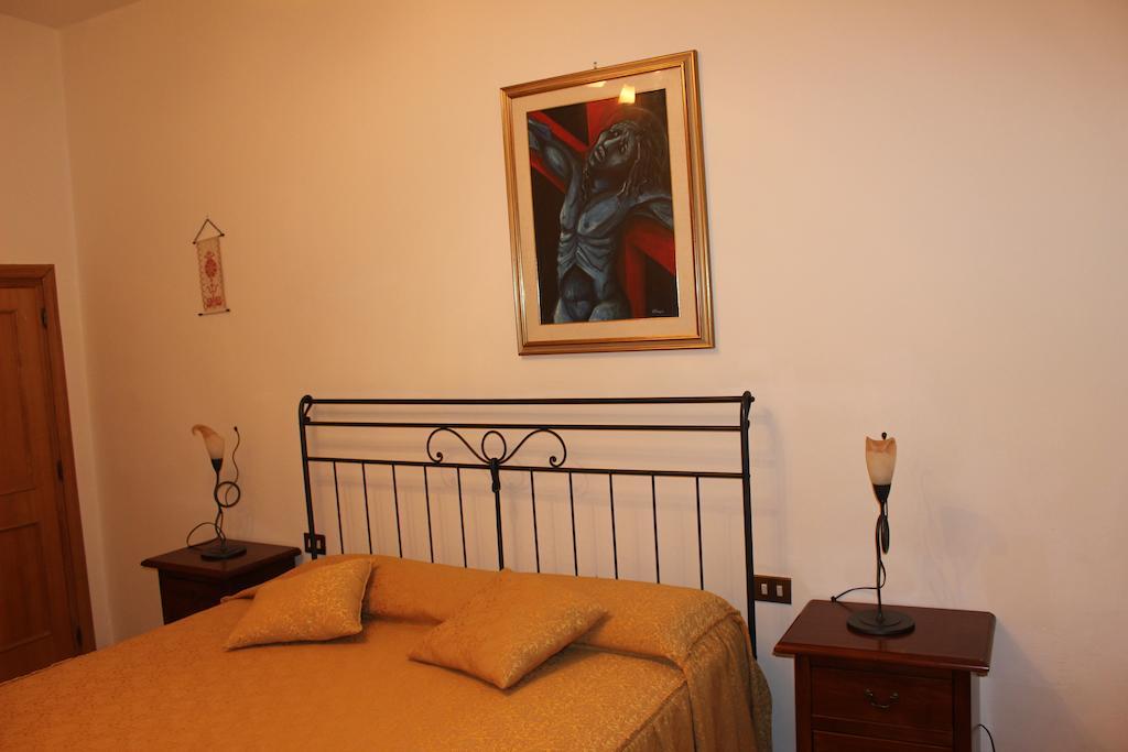 Il Vecchio Cipresso Apartment San Gimignano Ruang foto